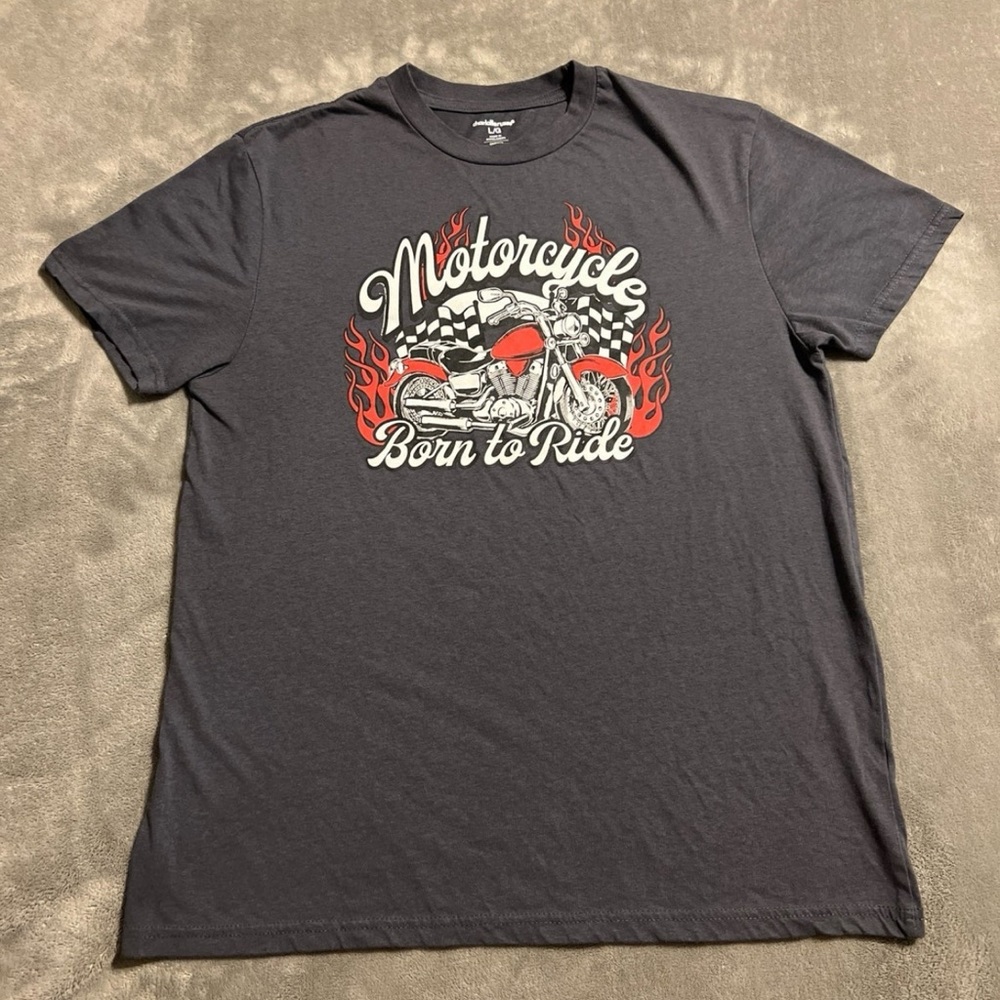 Charlottrle Russe Motorcycle Born to Ride Women’s T-Shirt Size L/G